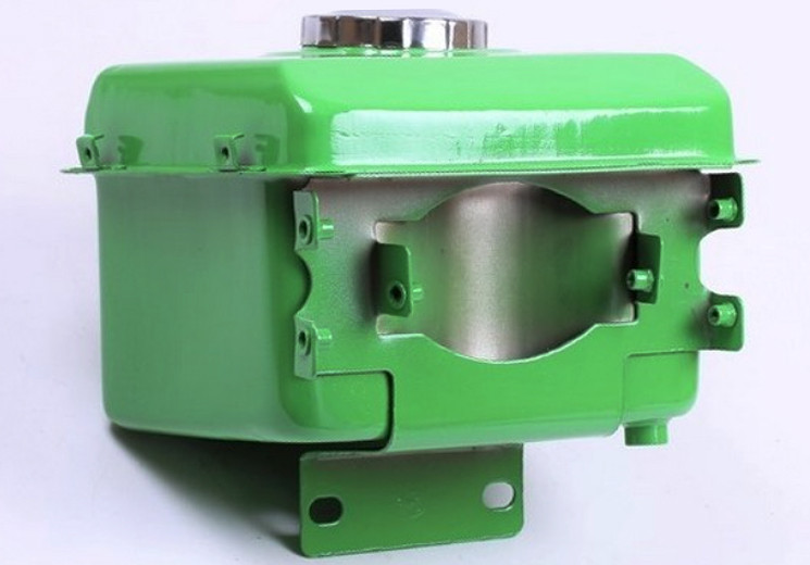 Бак паливний R175/180