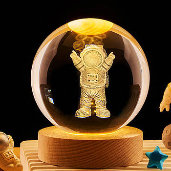 Декоративний 3D нічник кришталева куля, від USB, Космонавт / Світильник-нічник / Настільний нічник дитячий
