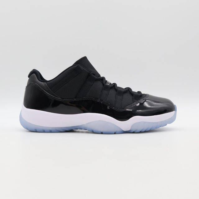 Кроссовки NIKE AIR JORDAN 11 RETRO LOW BLACK (лимитированная