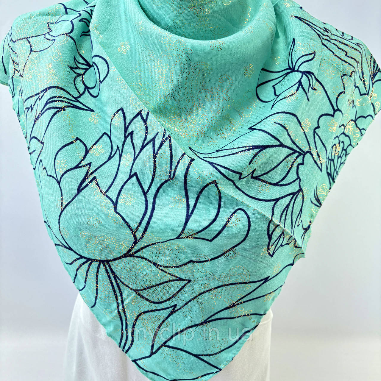 Ніжна демісезонна хустка на голову із золотим напиленням. Натуральна турецька бавовняна хустка, фото 1