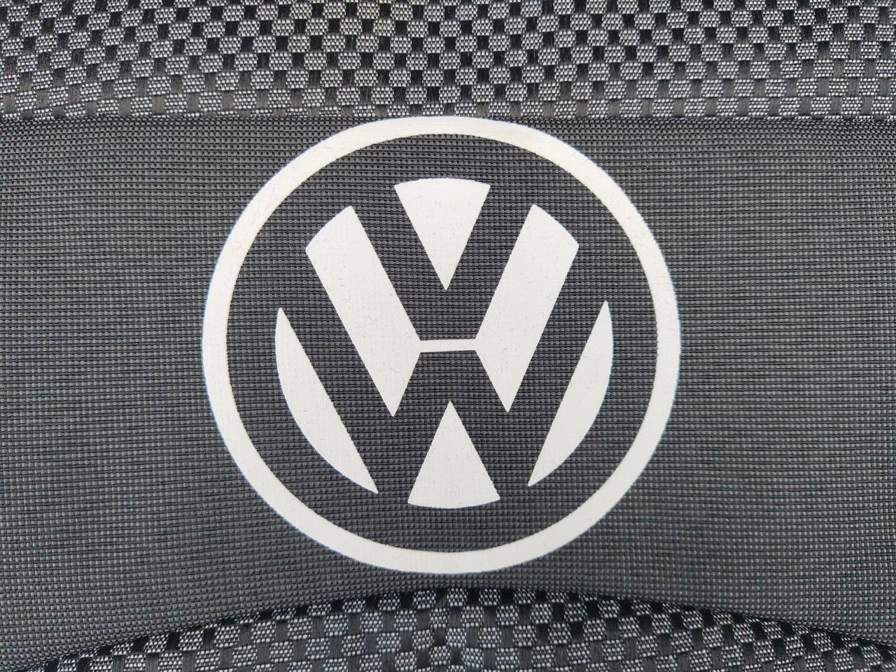 Авточохли "AutoFortuna" Volkswagen Golf 4 (з тилом) - Чохли автомобільні фольксваген гольф 4