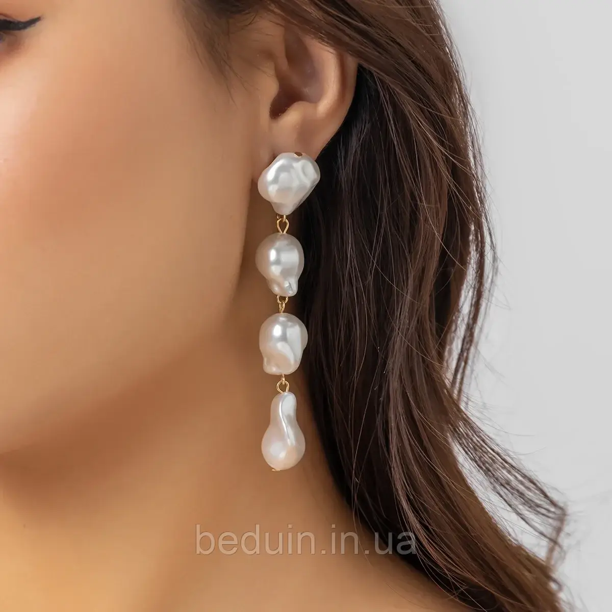 Невагомі довгі сережки з барочними перлами "Мона" — золотисті Aushal JEWELRY