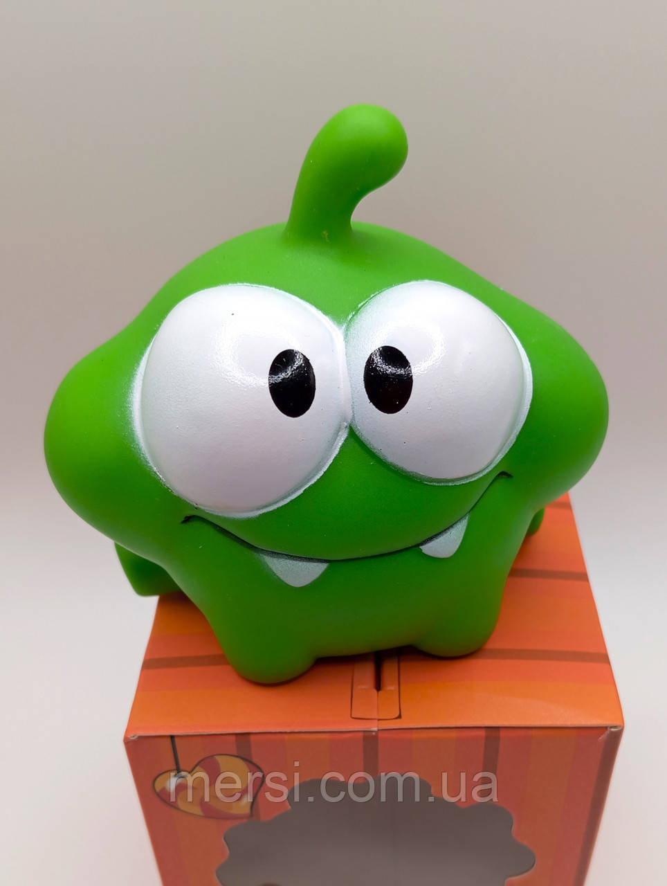 Іграшка антистрес персонаж Ам Ням гумова пищалка мультфільм №4 Cut the Rope 7,5 см