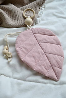 Підвіска дерев'яна з Листочком