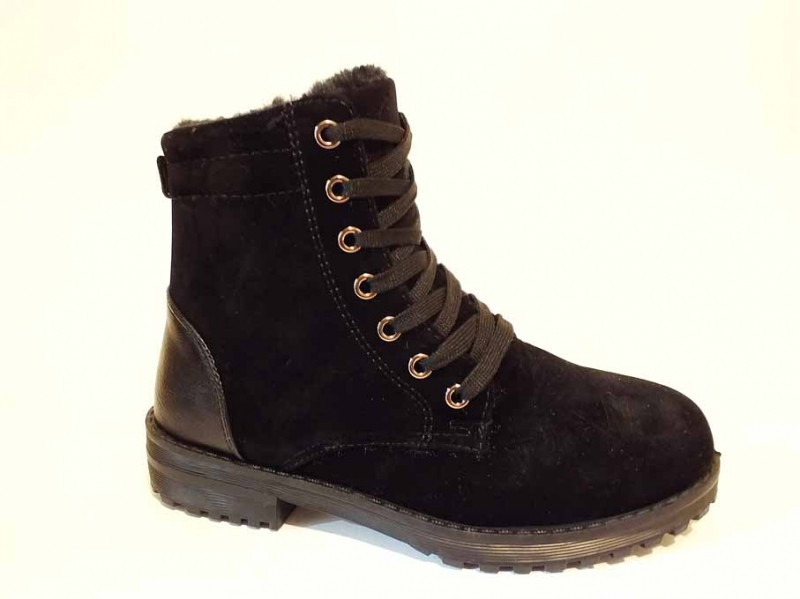 Зимові теплі черевики жіночі на хутрі чорні під замшу на шнурках Z-018