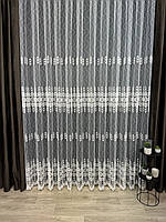 Тюль на основі турецького фатину з красивою вишивкою. Колір: молочний