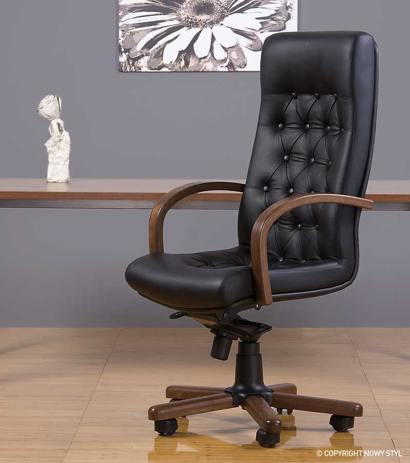 Офісне комп'ютерне крісло керівника Фідель Fidel extra MPD EX1 з дерев'яними підлокітниками Новий Стиль