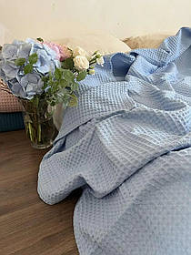 Покривало вафельне Pique з натуральної бавовни блакитне 220х240см