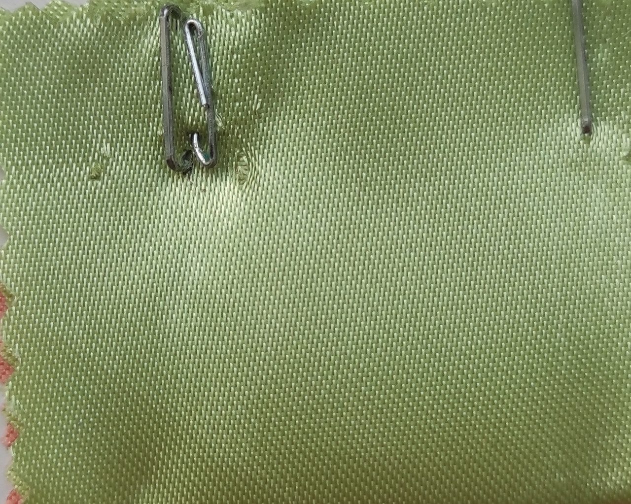 Тканина атлас (D) 80г/м2 (50м/рулон) Світлв Олива