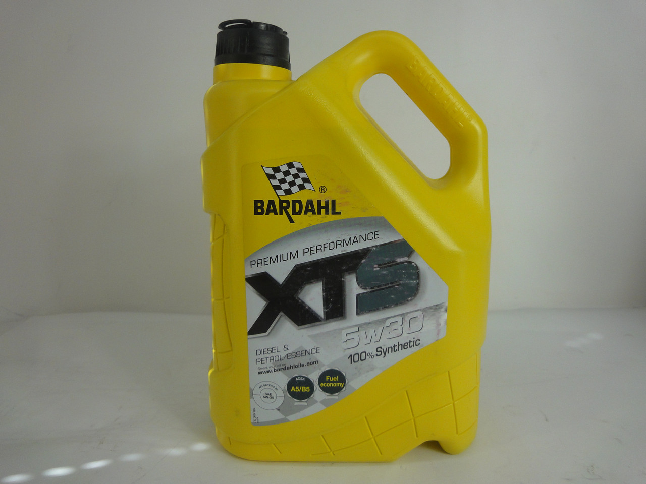 Синтетична моторна олива Bardahl XTS 5W30 5л