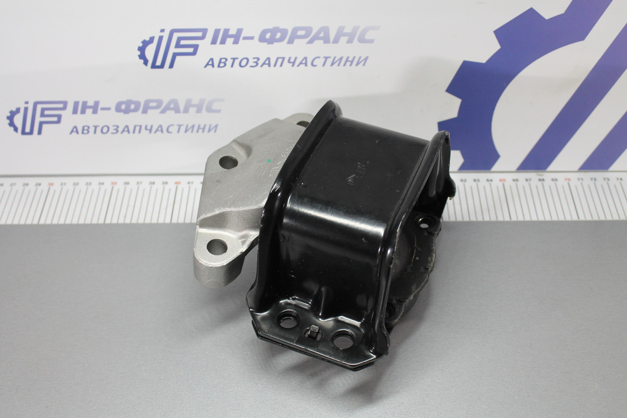 Подушка двигуна права Citroen Berlingo, C4 I-II, C4 Picasso, DS4; Peugeot 3008, 308 SW I, 5008, Partner 1.6VTi