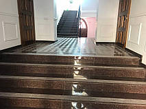 Гранітні сходи та площадка з Токівського граніту 14