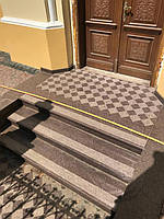 Гранітні сходи та площадка з Токівського граніту 16