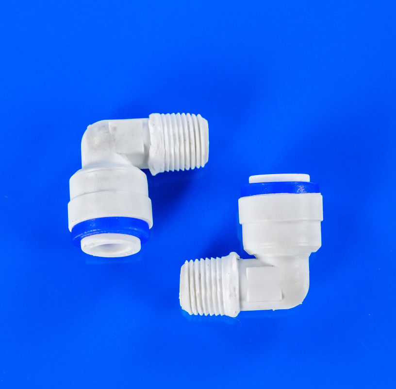 Кутовий фітинг 1/8" для трубки 1/4" для фільтра води, фото 1