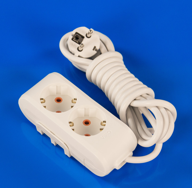 Подовжувач із заземленням Viko Multi-Let, 2 розетки, 3 м