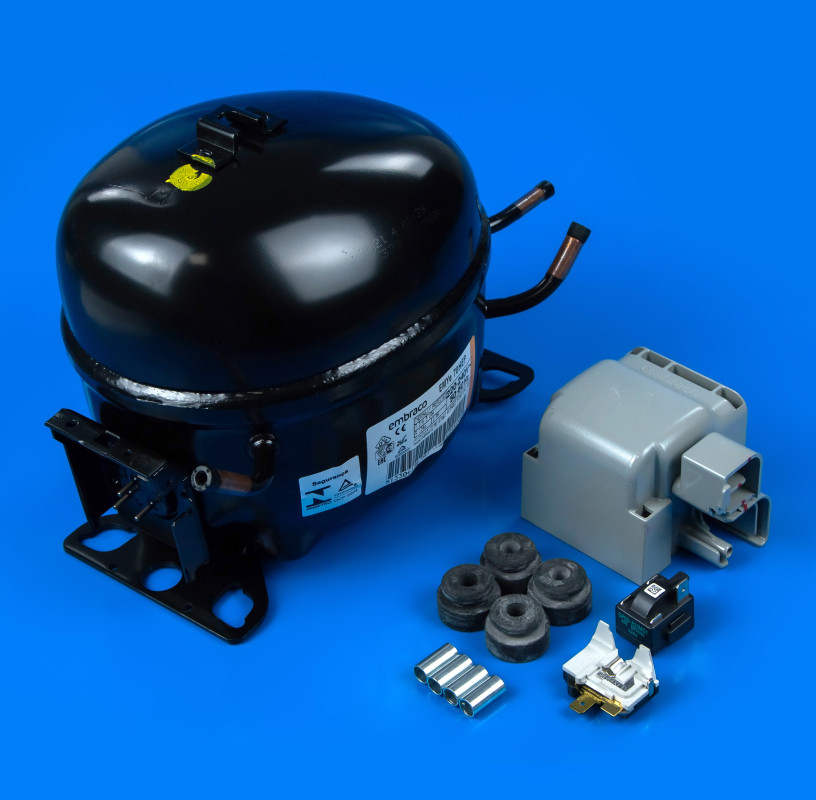 Компресор для холодильника EMYE70HEP C00309923, фото 1