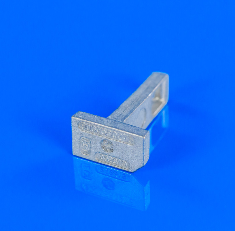 Гачок дверцят люка для пральних машин Bosch Siemens 627057