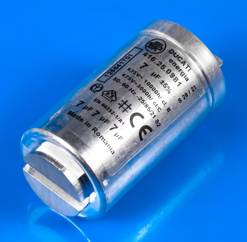 Пусковий конденсатор для сушильної машини Electrolux 1256417013