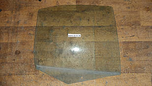 Скло заднє праве для Volkswagen Bora 98-05