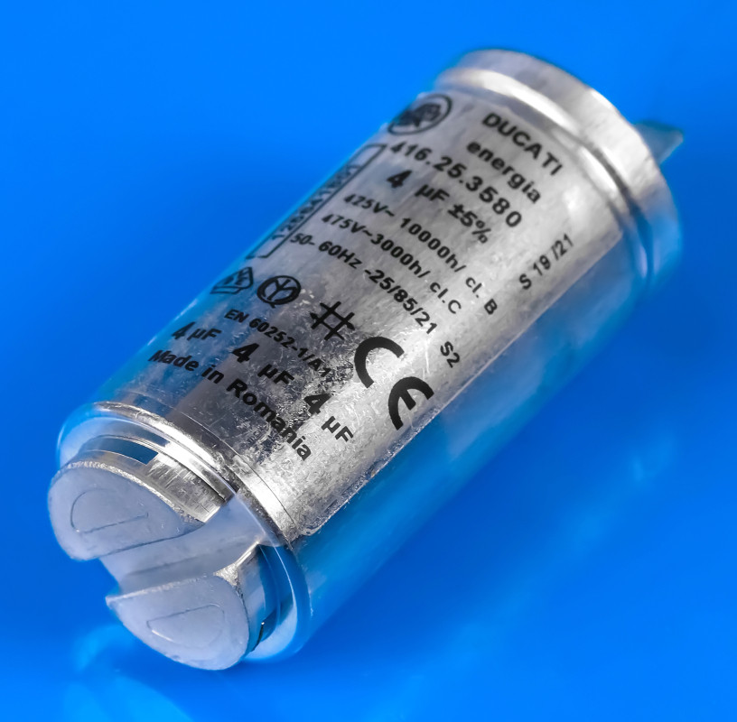 Пусковий конденсатор для сушильної машини Electrolux 1256418011 Original