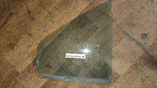 Скло заднє праве для Volkswagen Bora 98-05