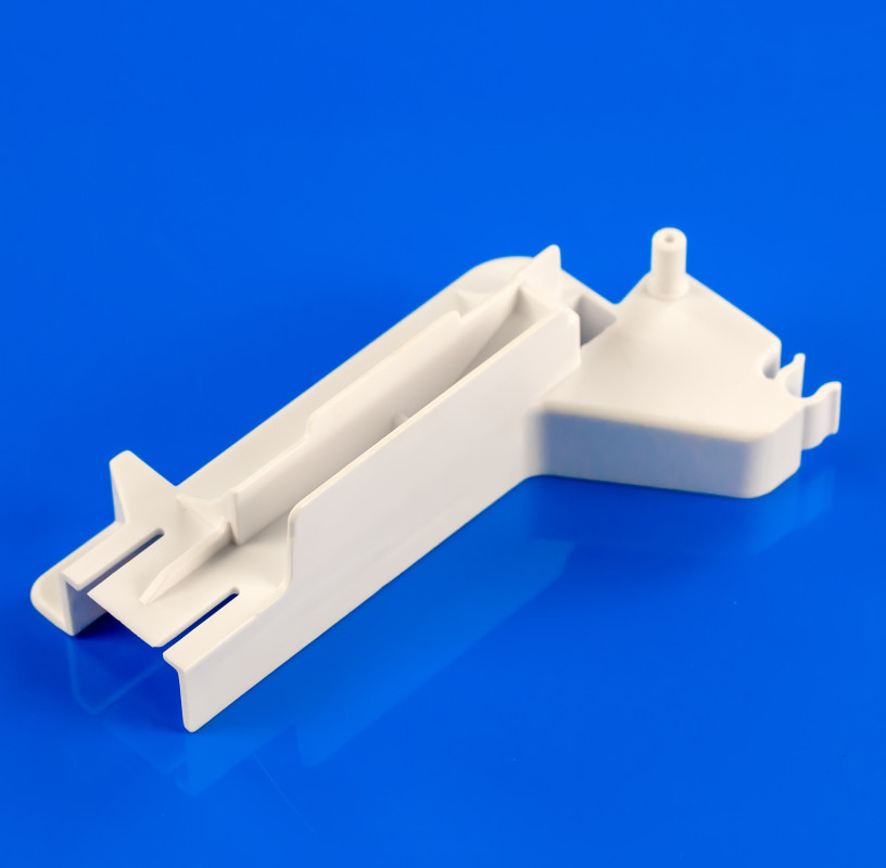 Лівий кріпильний елемент відкидної панелі морозильної камери Snaige D270.102-01, фото 1