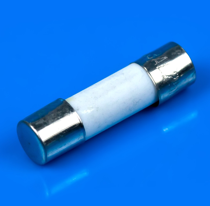 Керамічний запобіжник 5x20 мм 6,3 А для радіодеталей, фото 1