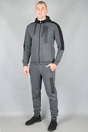 Чоловічі спортивні костюми