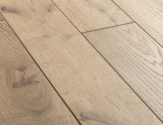 Дубова дошка для підлоги
