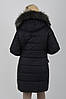 Жіночий чорний теплий зимовий пуховик середньої довжини з з хутром, фото 6
