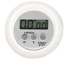 Кухонний таймер білого кольору з магнітом і підставкою