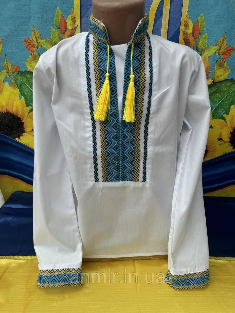 Вишиванка дитяча комір-стійка на зав'язках для хлопчика 2-7 років, білого кольору