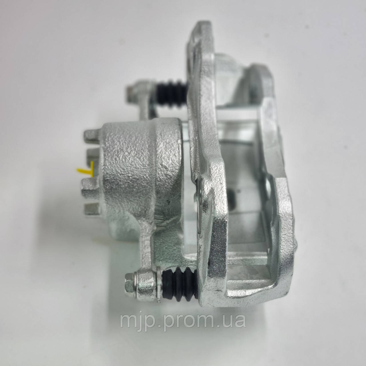 Супорт передній правий Q-FIX Q096-0114 MR955064