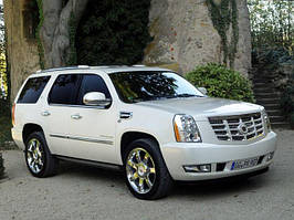 CADILLAC Escalade III (2006–2014)