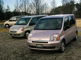 HONDA Mobilio GB (2001–2004)