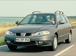 Hyundai Lantra J2 (1998–2000)