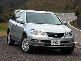 MITSUBISHI Airtrek I (2001–2008)