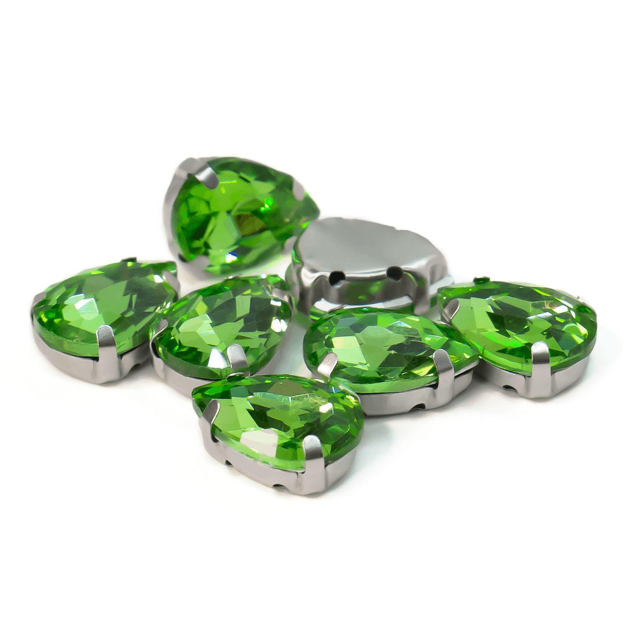 Стрази в оправі пришивні Крапля 6х10 мм Салатовий світлий 10 шт., фото 1