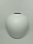 Ваза біла керамічна Вишуканість 26 см