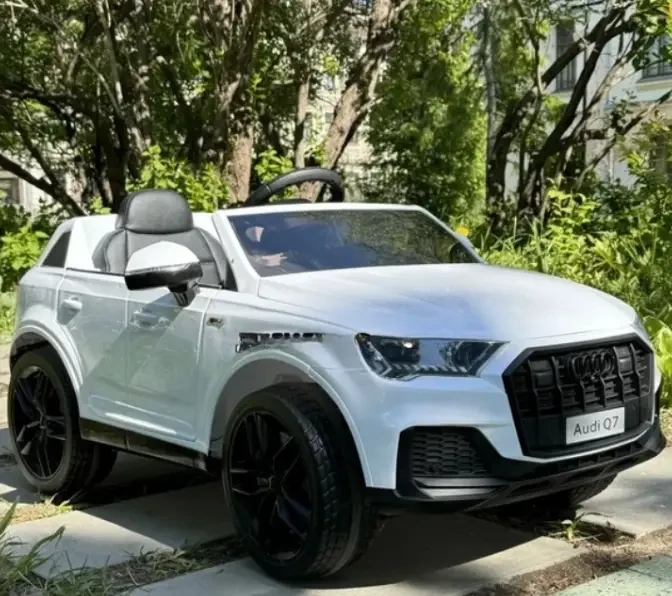 Дитячий електромобіль джип Audi Q7 білий на акумуляторі + пульт, фото 1