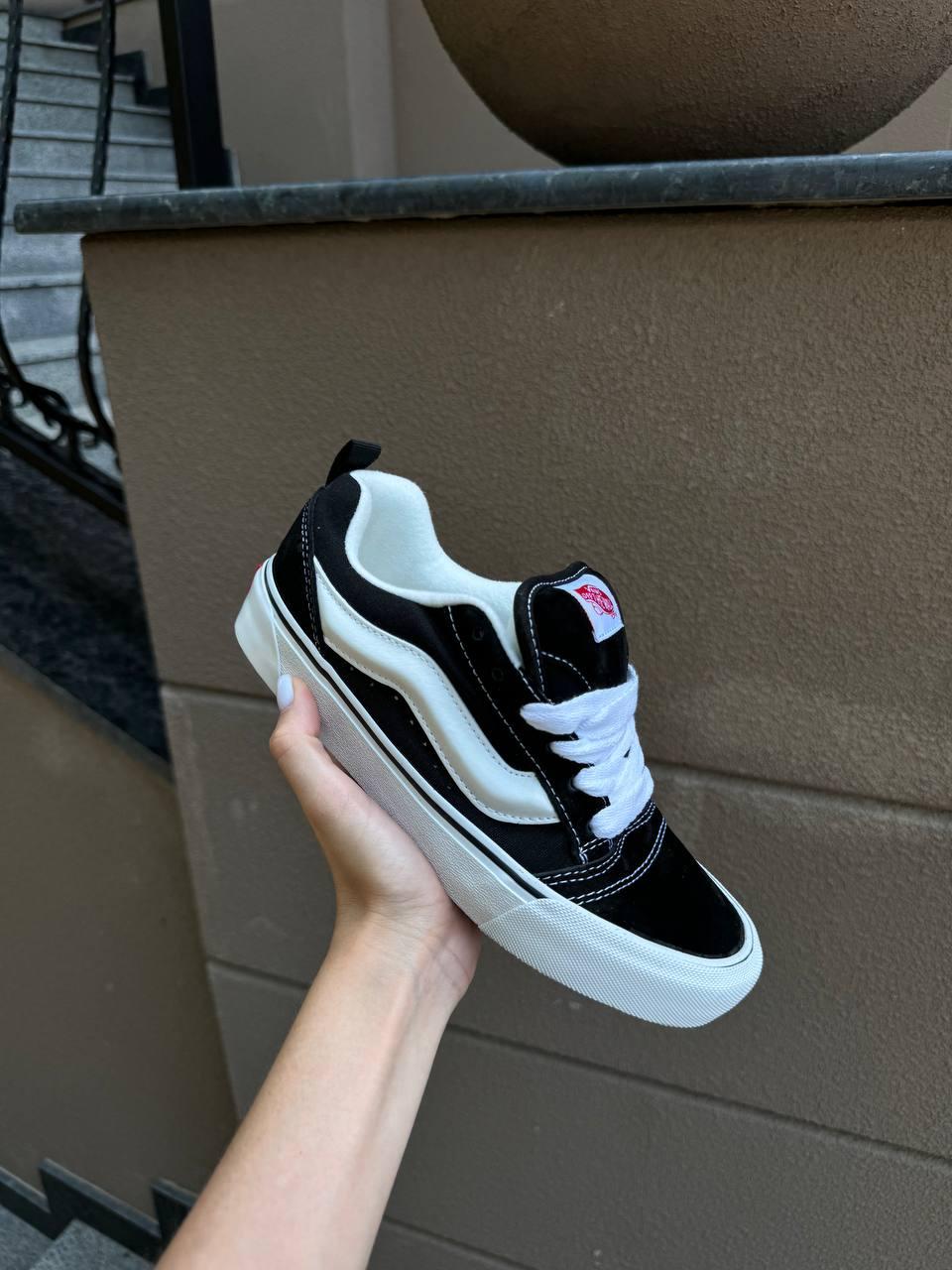 Чоловічі кеди Vans Knu Skool Black/White Premium (чорно-білі) низькі повсякденні кеди VA003 Ванс топ, фото 1