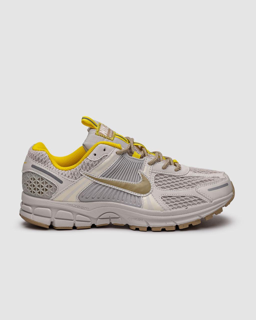 Чоловічі кросівки Nike Air Zoom Vomero 5 'Light Bone' (бежеві) стильні кросівки 01101 Найк vkross, фото 1