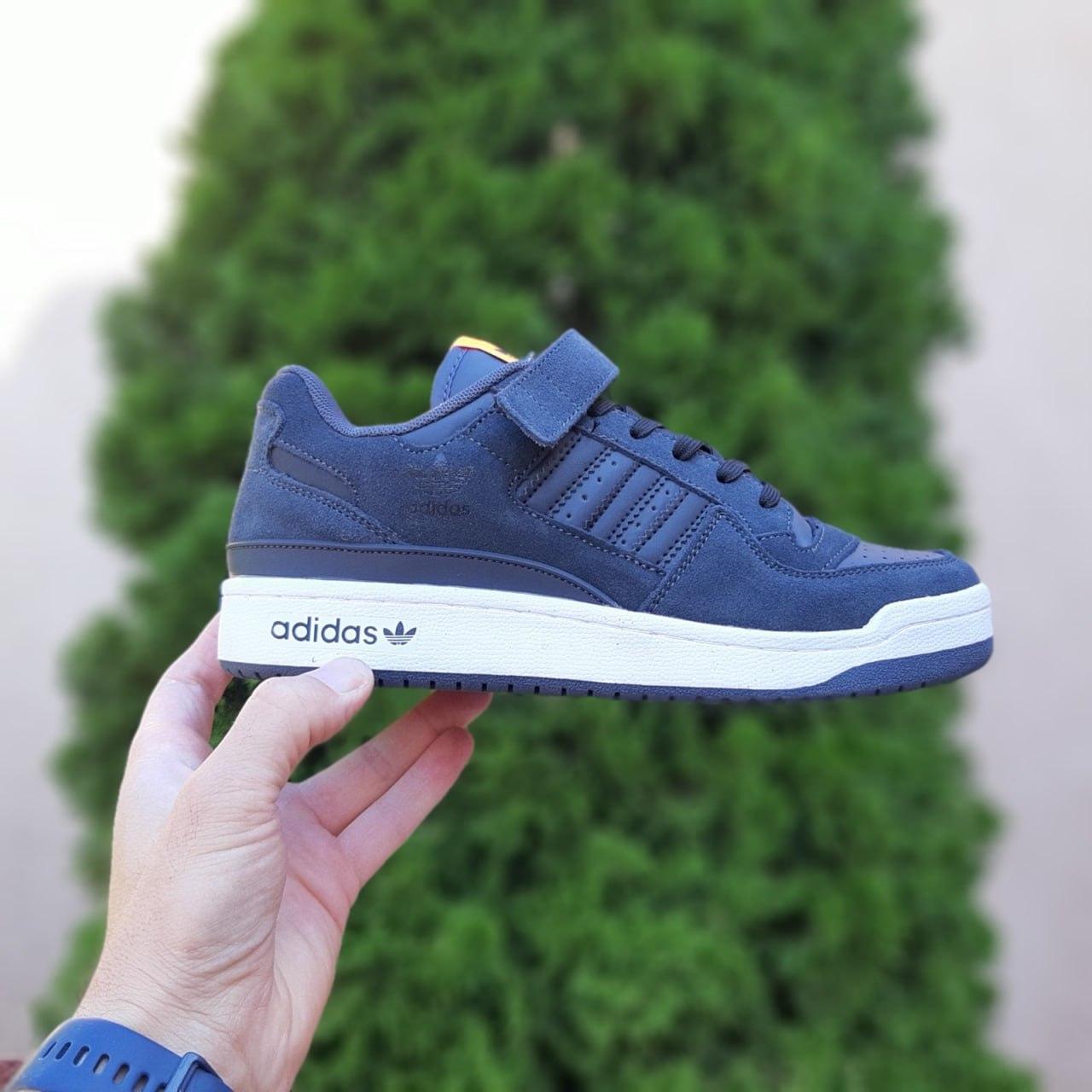 Чоловічі кросівки Adidas Forum Low (темно сині) стильні повсякденні кроси 11064 Адідас vkross, фото 1