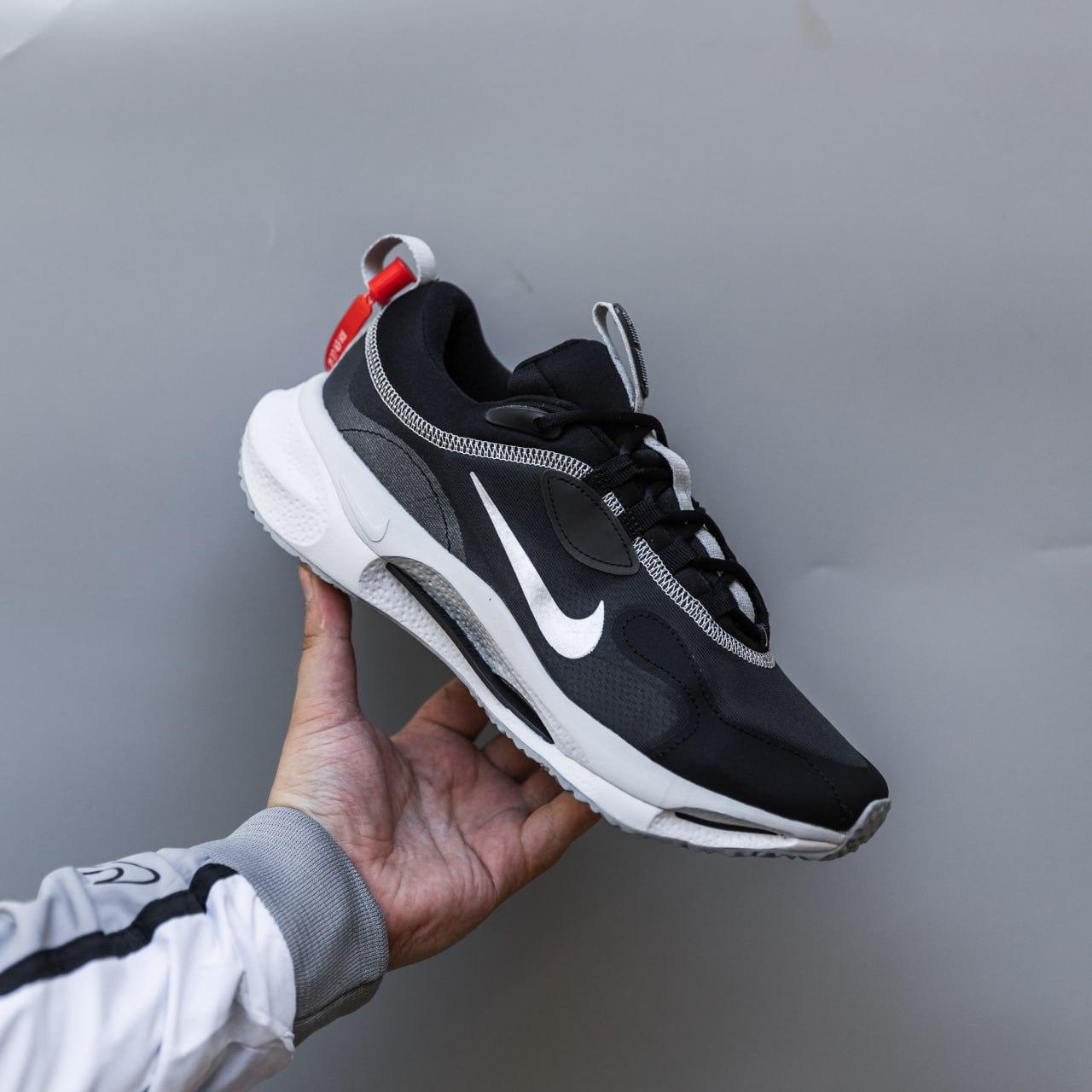 Чоловічі кросівки Nike Spark Flyknit (чорні з білим) модні спортивні кроси 2743 Найк vkross, фото 1