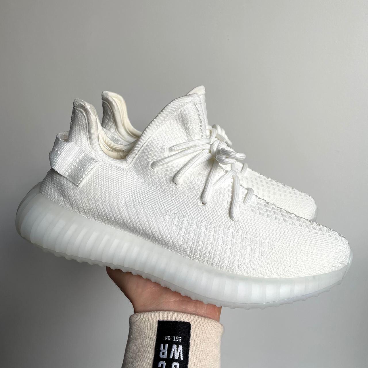 Чоловічі текстильні кросівки Yeezy Boost 350 White (білі) стильні кроси 0485v Ізі vkross, фото 1