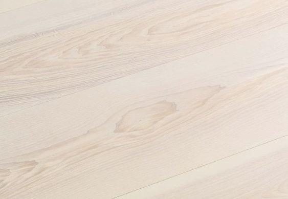 Столярна дошка ясена на підлогу