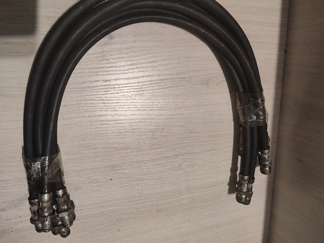 Гальмівний шланг УАЗ L-64 см (СССР), фото 1