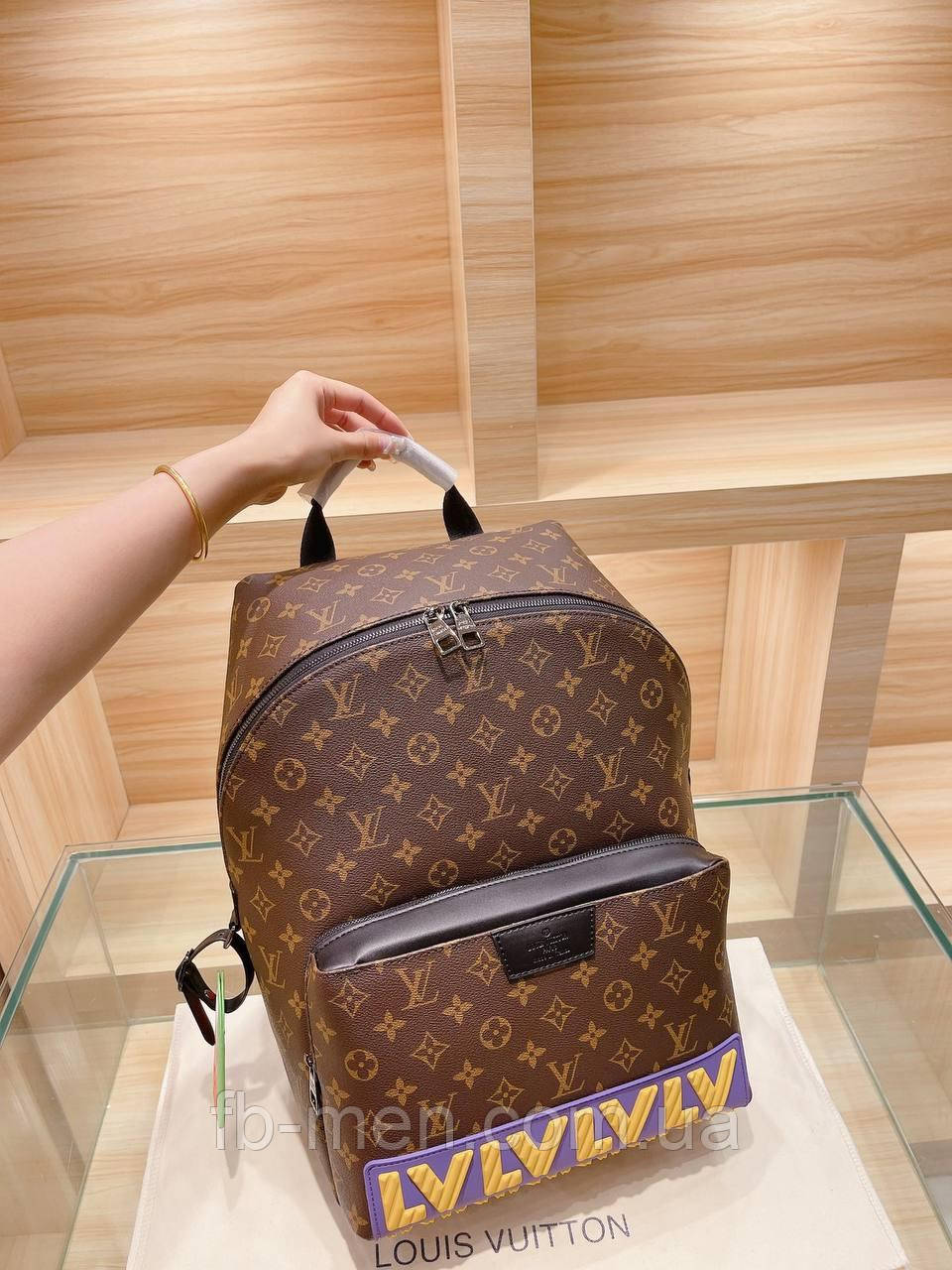 Рюкзак Louis Vuitton Discovery PM Monogram Rubber Limited Edition коричневий преміум'якість