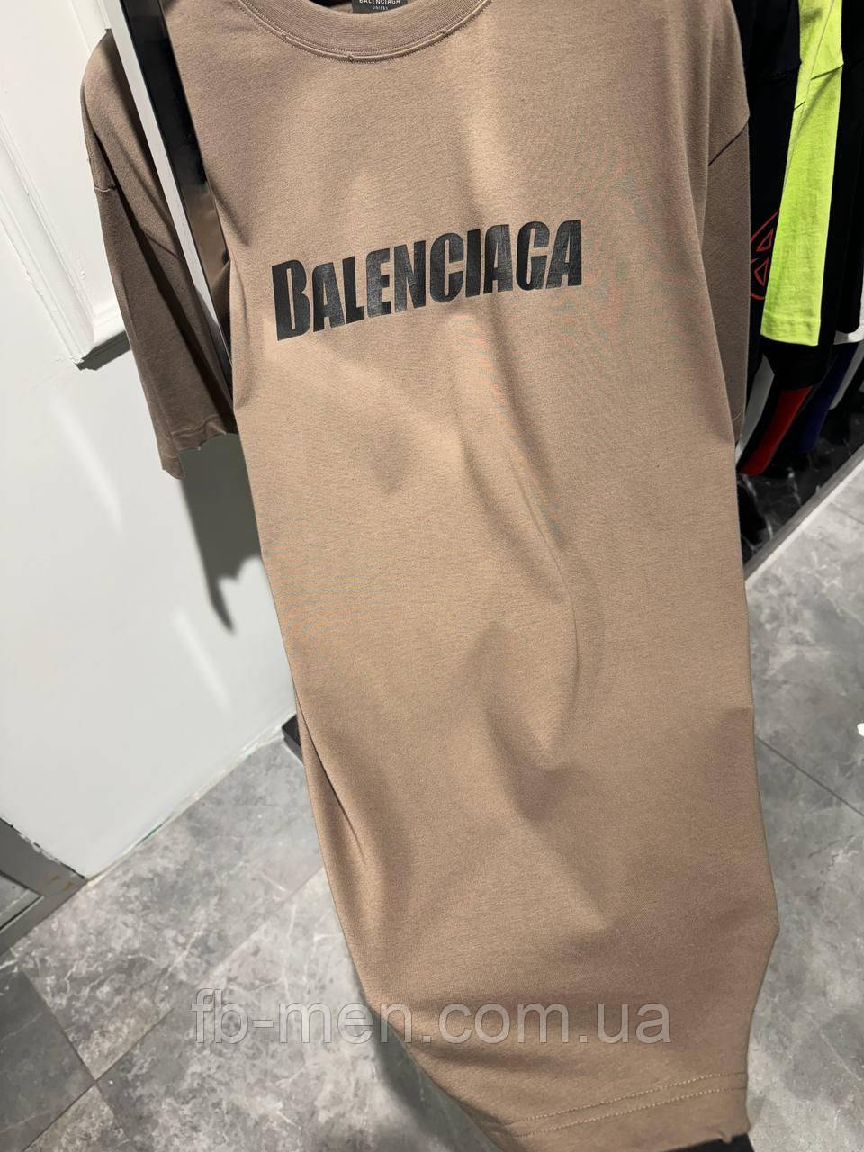 Футболка Balenciaga caps boxy fit brown чоловіча коричнева преміум'якість