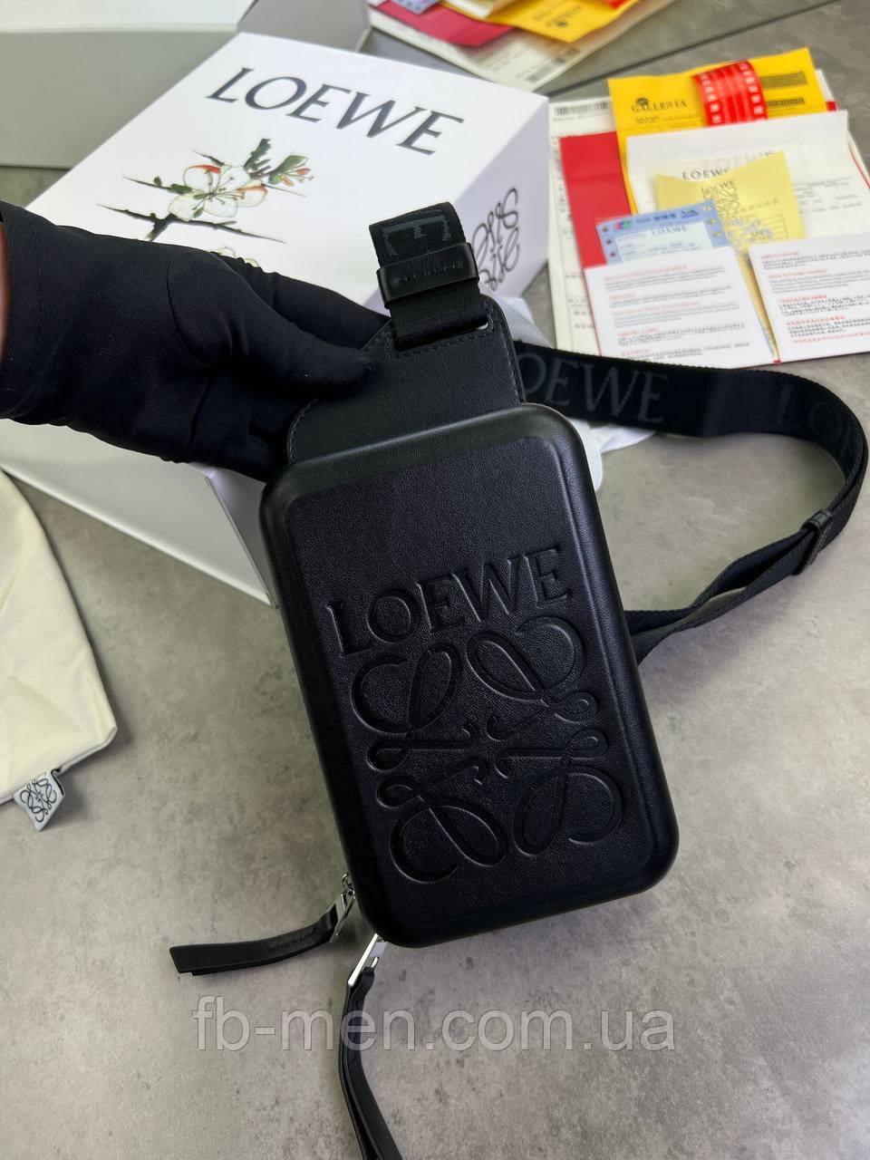Сумка-слінг Loewe чоловіча чорна натуральна шкіра преміум'якість